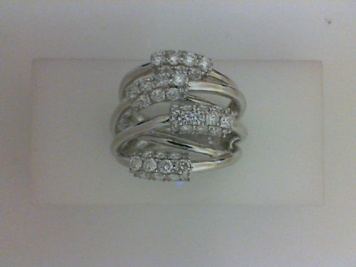 14KT WG 40 RD DIA  1.30CTTW FASHION RING