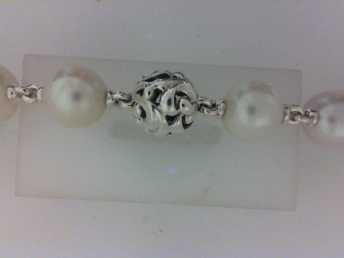 SS IVY BRACELET W 8 WHITE PEARLS